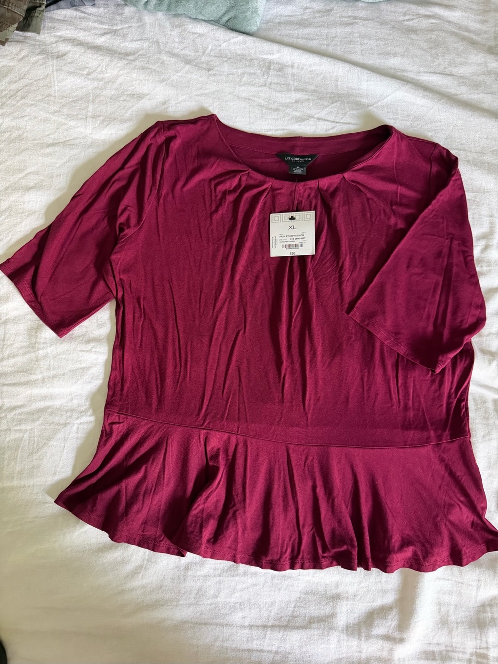 Liz Claiborne Women’s Burgundy Peplum Short Sleeve Top - XL